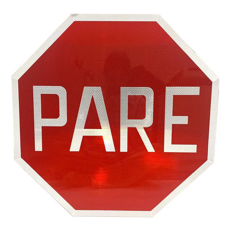 "PARE " لوحة إشارة مرور ألمنيوم عاكسة على شكل 8 جوانب